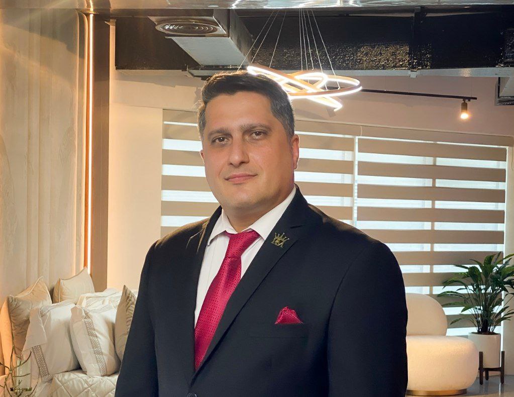 فرخ متقی